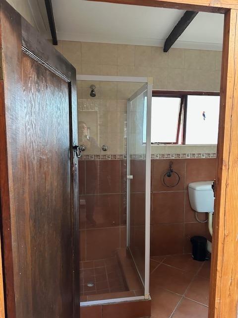 To Let 1 Bedroom Property for Rent in Heldervue Western Cape